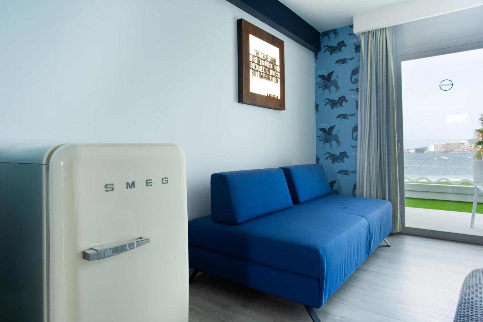 Apartamentos La Kiki San Antonio  Kültér fotó